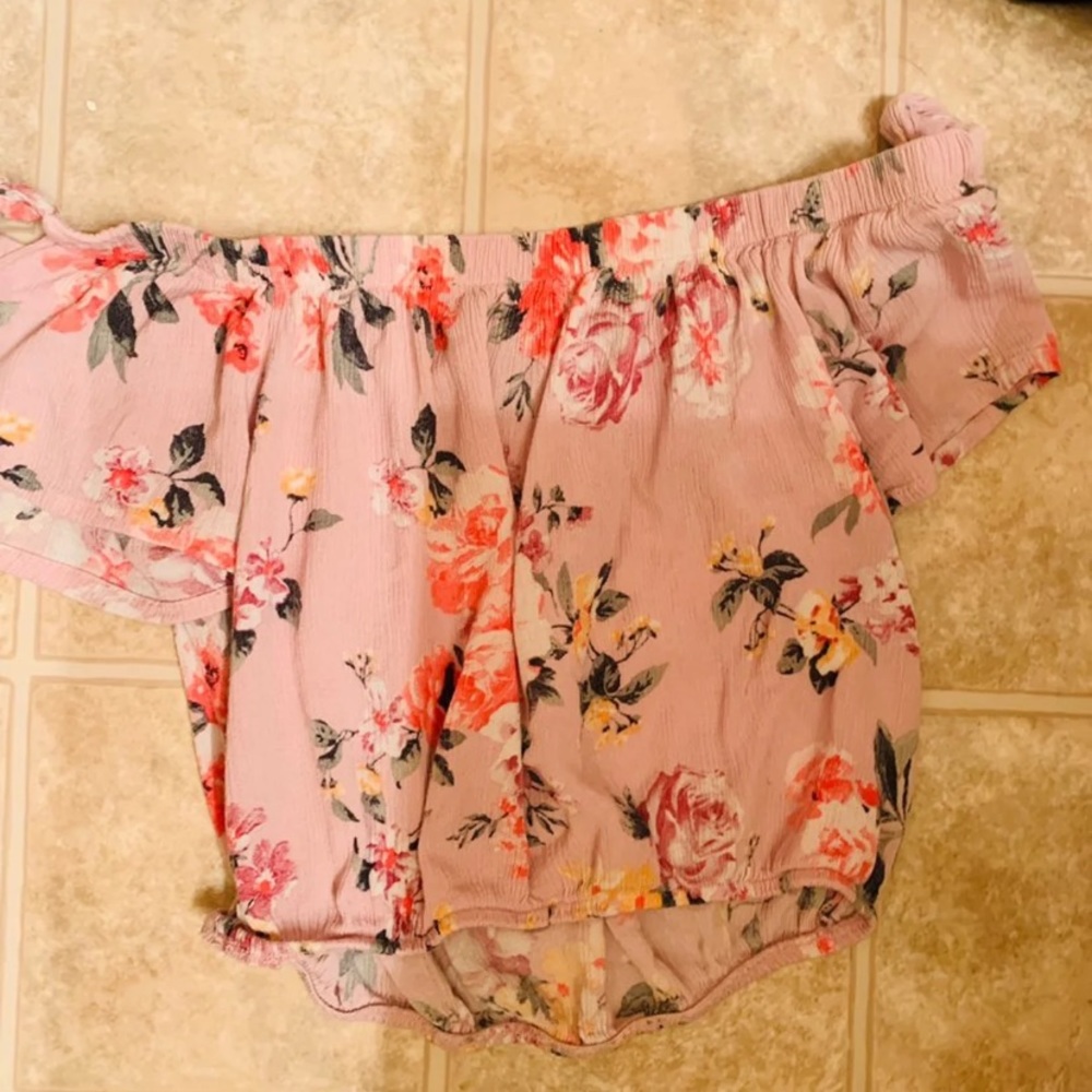 Floral top